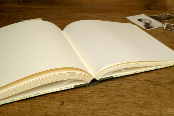 Heller Fotokarton Schreibweise Manufaktur Handarbeit